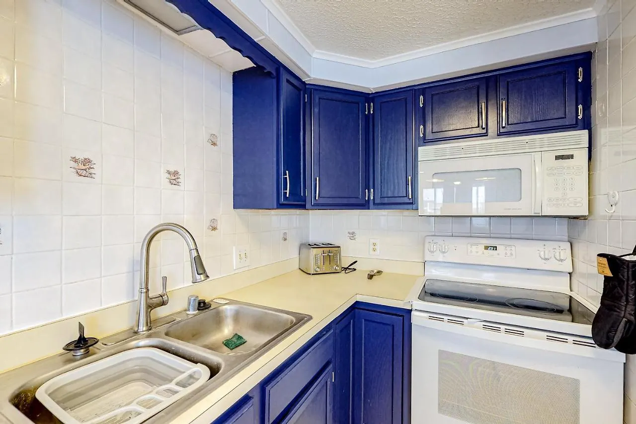 The Quarterdeck Oc Apartment Ocean City